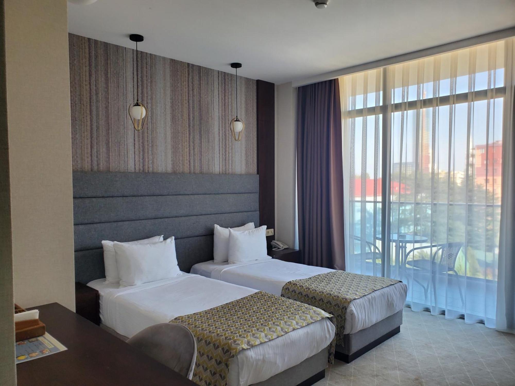 Hotel Salvador 바투미 외부 사진